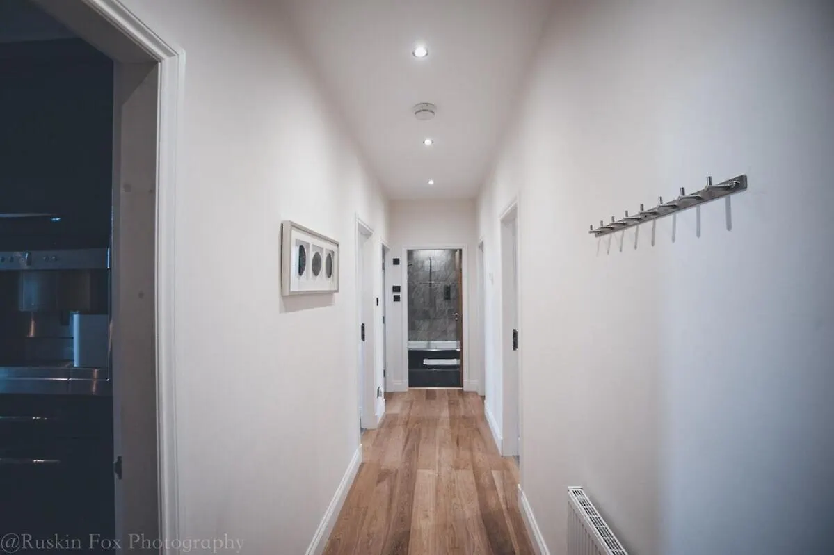 Appartamento Impressive 3 Bedroom Aberdeen Regno Unito
